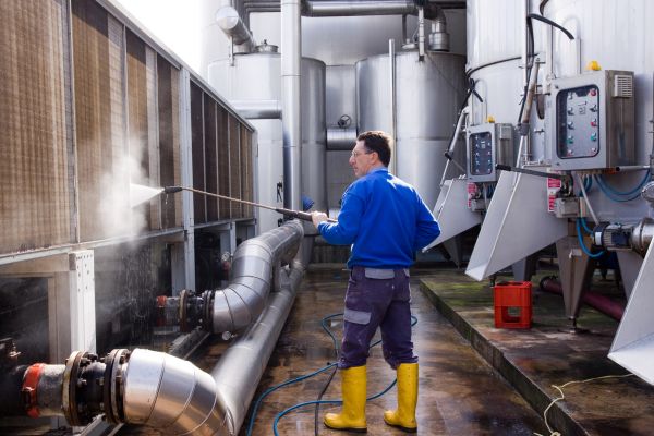 Industrial Pressure Washing in Folsom