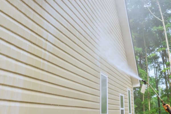Cost of Home Exterior Washing in Folsom