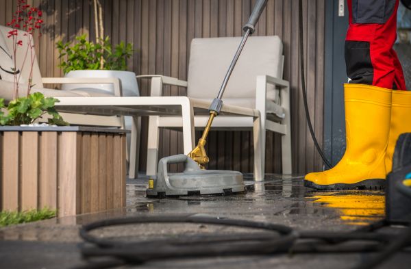 Cost of Townhouse Patio Cleaning in Folsom